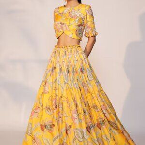 Aza Fashions - Anu Pellakuru - Yellow Floral Lehenga Set - Small - NWT
